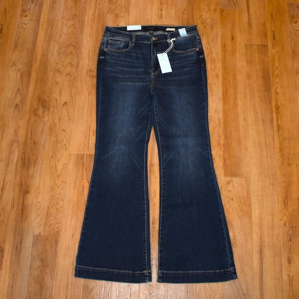 Judy Blue Trouser Flare Jeans Womens 13/31 Petite NWT High Waist Stretch - Picture 3 of 10